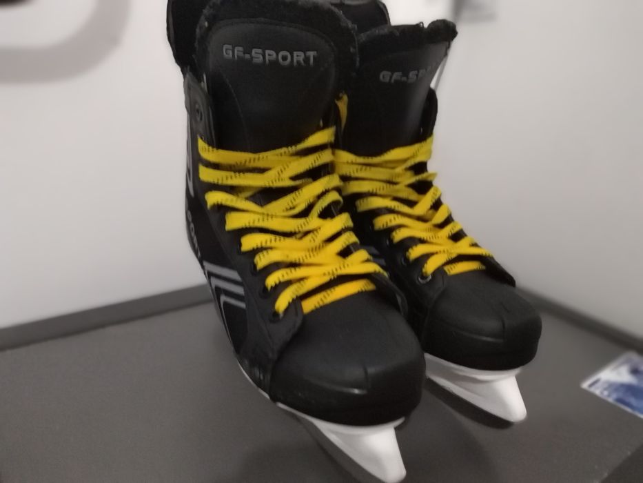 коньки, в хорошем состоянии