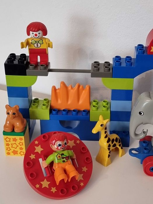 Circ Lego Duplo, oameni si animale