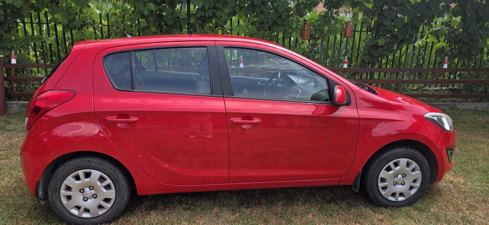 HYUNDAI i20 2013 — imagine 3