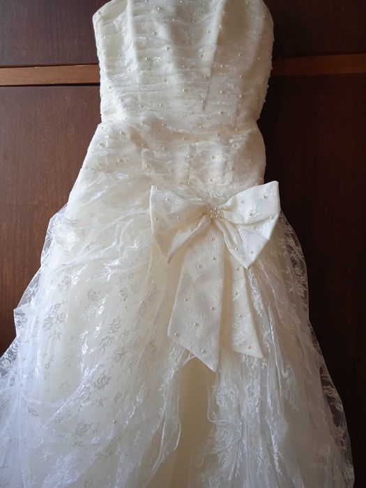 Булчинска рокля с перли