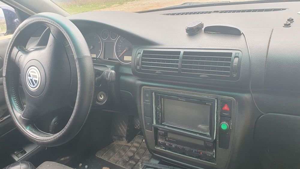 Vand\dezmembrez Passat B5.5 accidentat