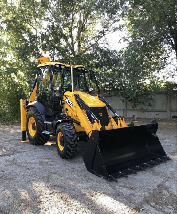 Услуги экскаватор погрузчик 3B1 петушок трактор