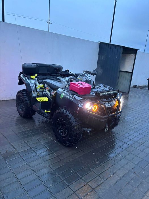 Atv can am outlander 1000