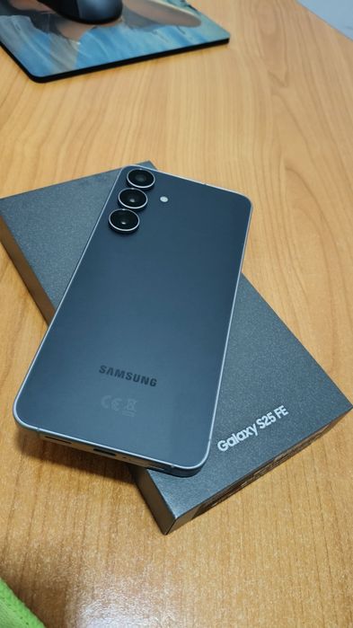 Telefon Samsung S25FE
