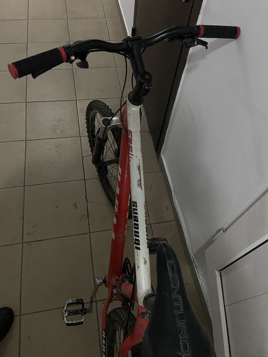 Велосипед в хорошем состояний