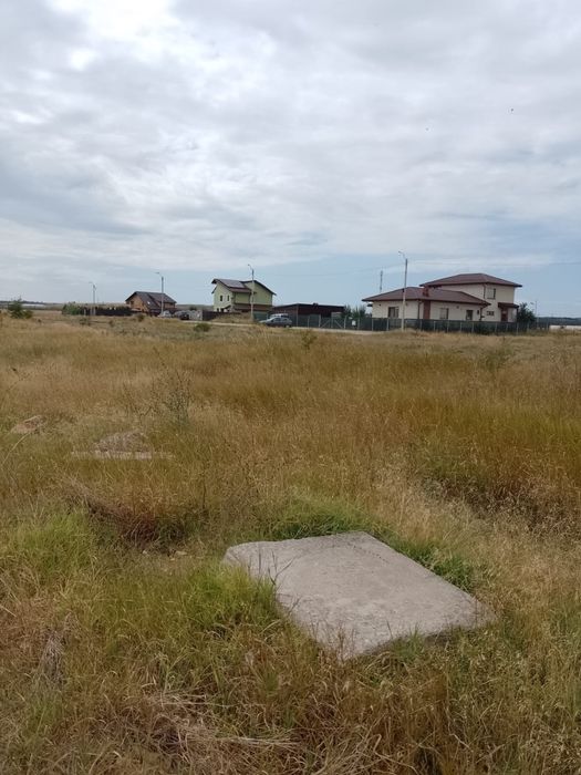 Teren intravilan de vânzare zona Prelungirea Craiovei