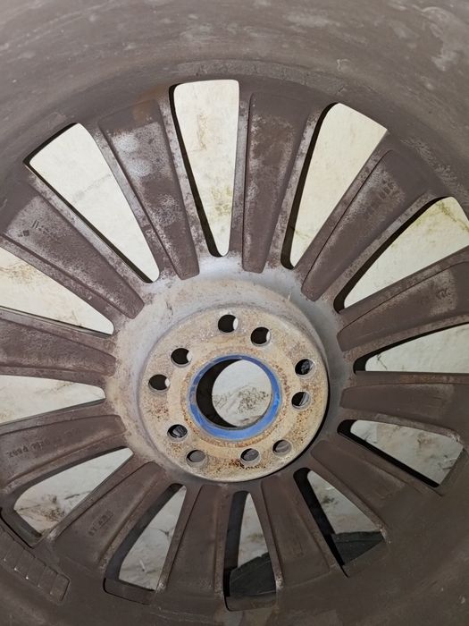 Джанти 19 с хубави летни гуми