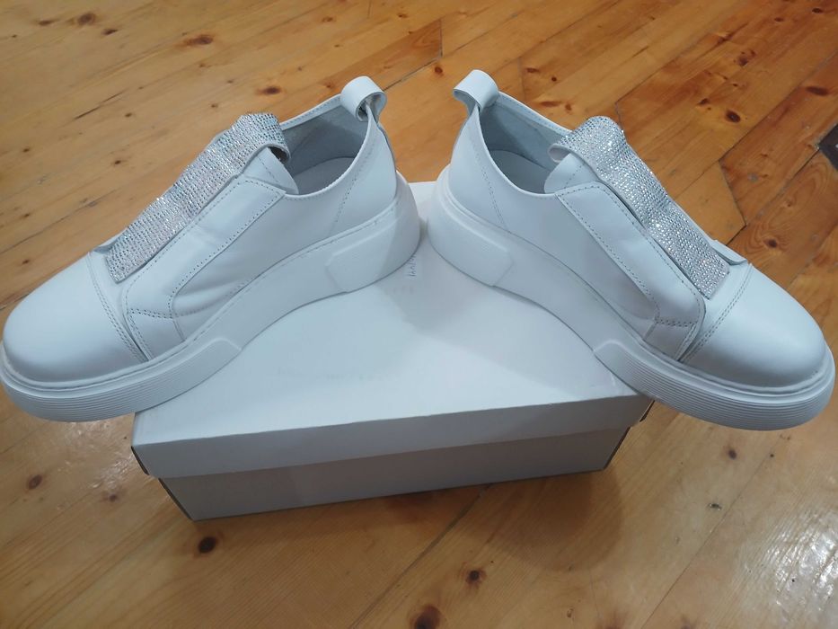 Дамски обувки естествена кожа