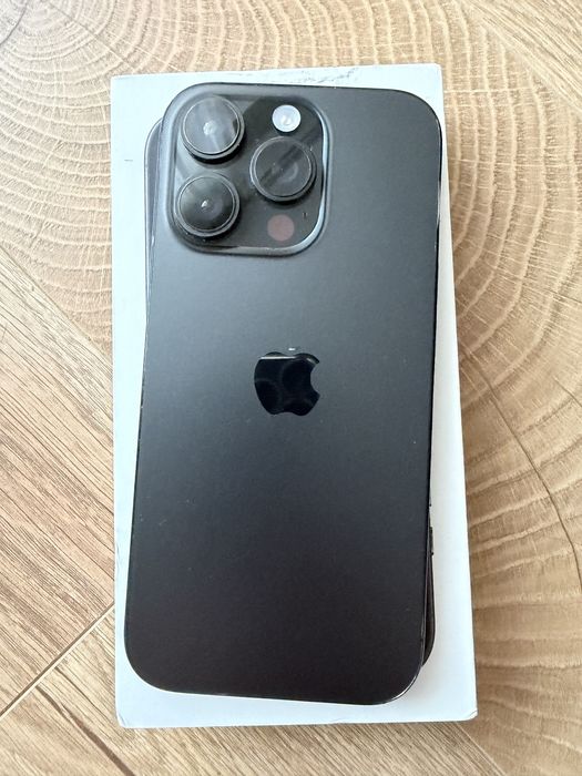 Iphone 16 pro в много добро състояние