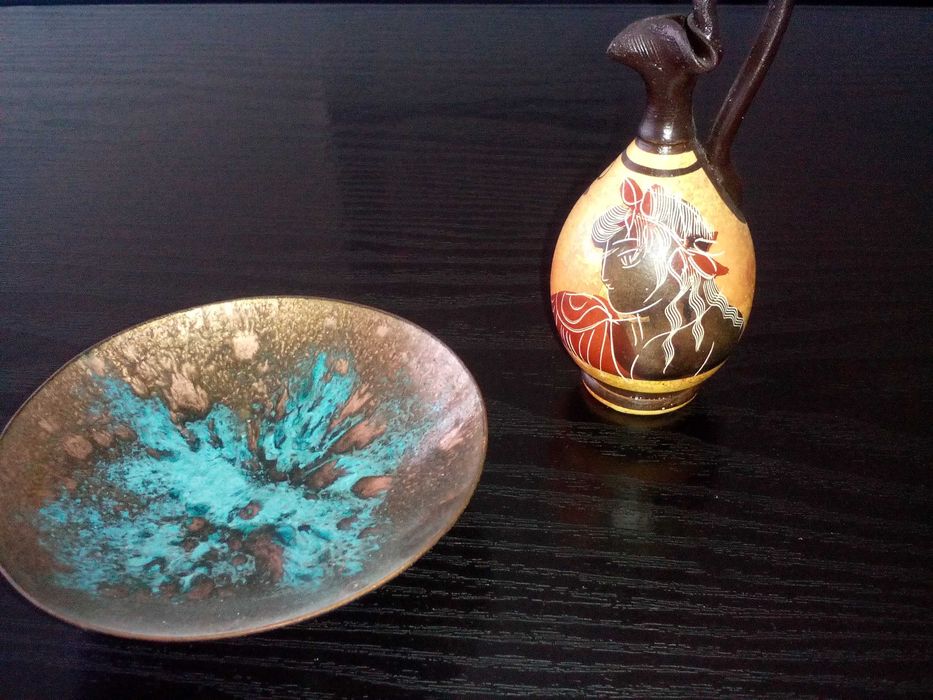 Вази, декоративни купи и кутии