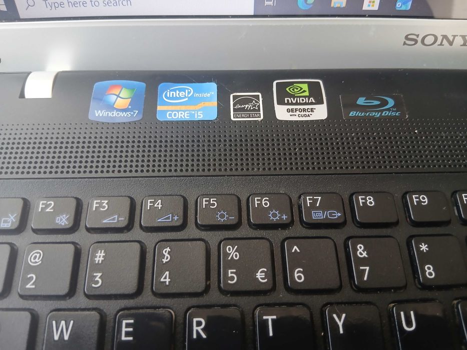 Laptop Sony Vaio PCG 71811M