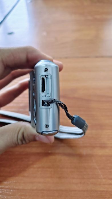 Продам фотоаппарат Samsung ES65