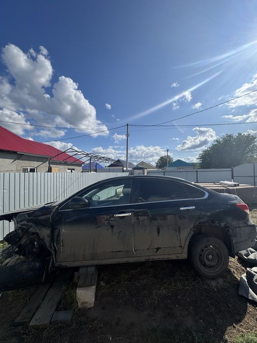 Продам nissan almera