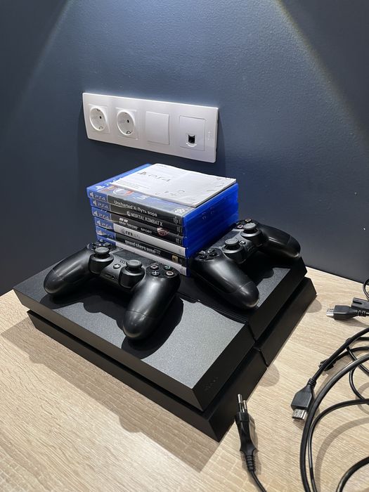 Play Station 4 fat