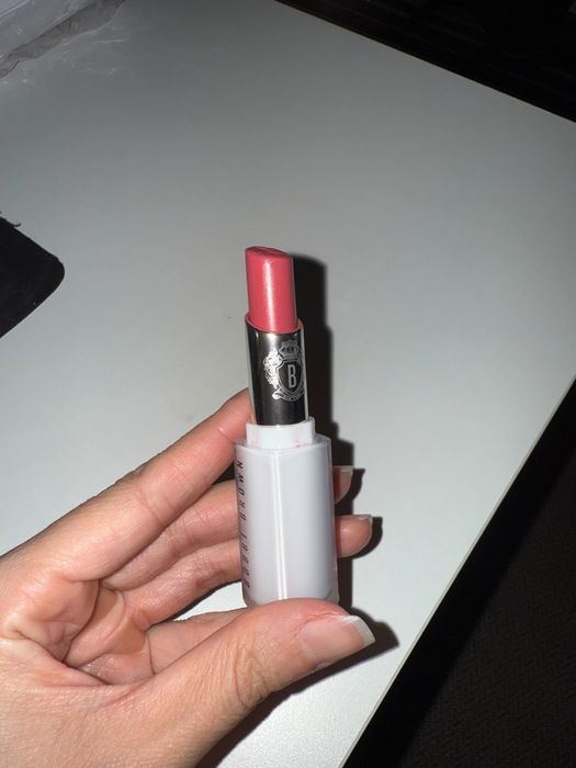 Bobbi brown extra shine помада бальзам для губ