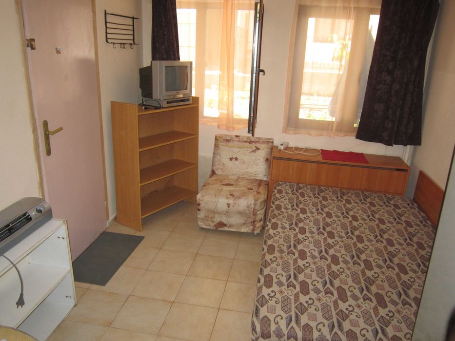 Дава се под наем Едностаен апартамент в Бургас, Възраждане - 30 кв.м за 76.5 € - Снимка #15