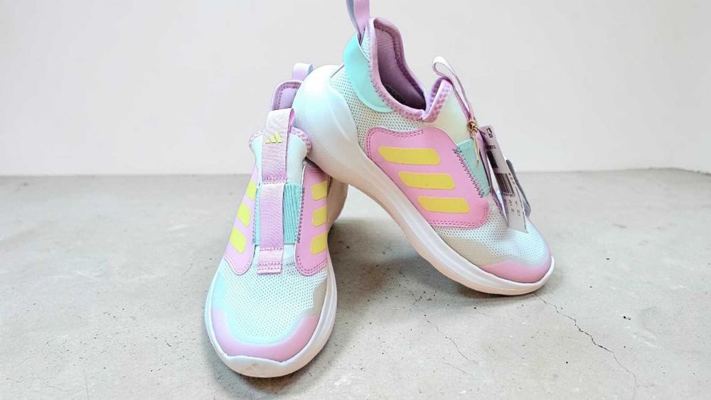 Спортни обувки Adidas Tensaur
