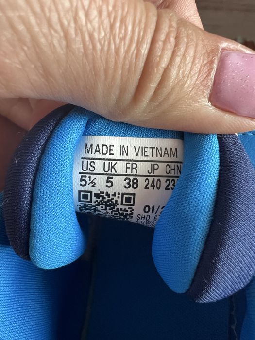 Маратонки Адидас 2 броя размери 35 1/2 и 37/13