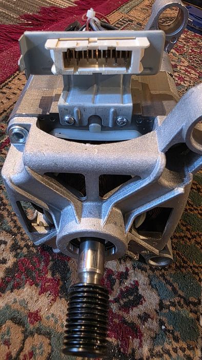 Продам  эл.двигатель от стиральные машин