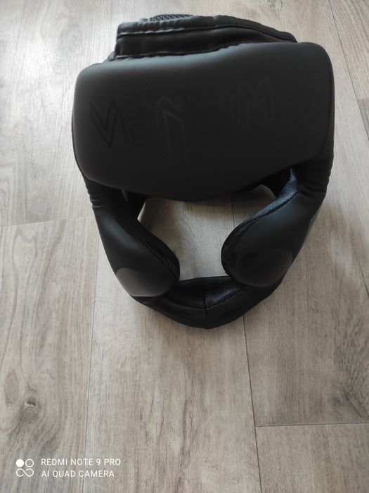 Шлем венум размер L