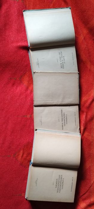 Tankönyv Ápolónővérek Számára II. III. Kötet, Manual pt. Surori Vol I.