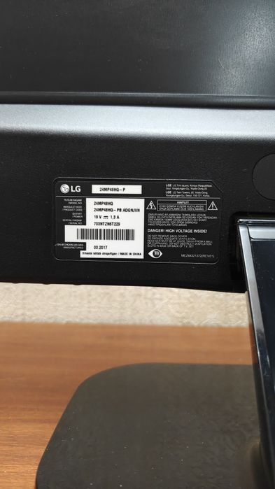 Монитор LG 24" IPS Full HD
