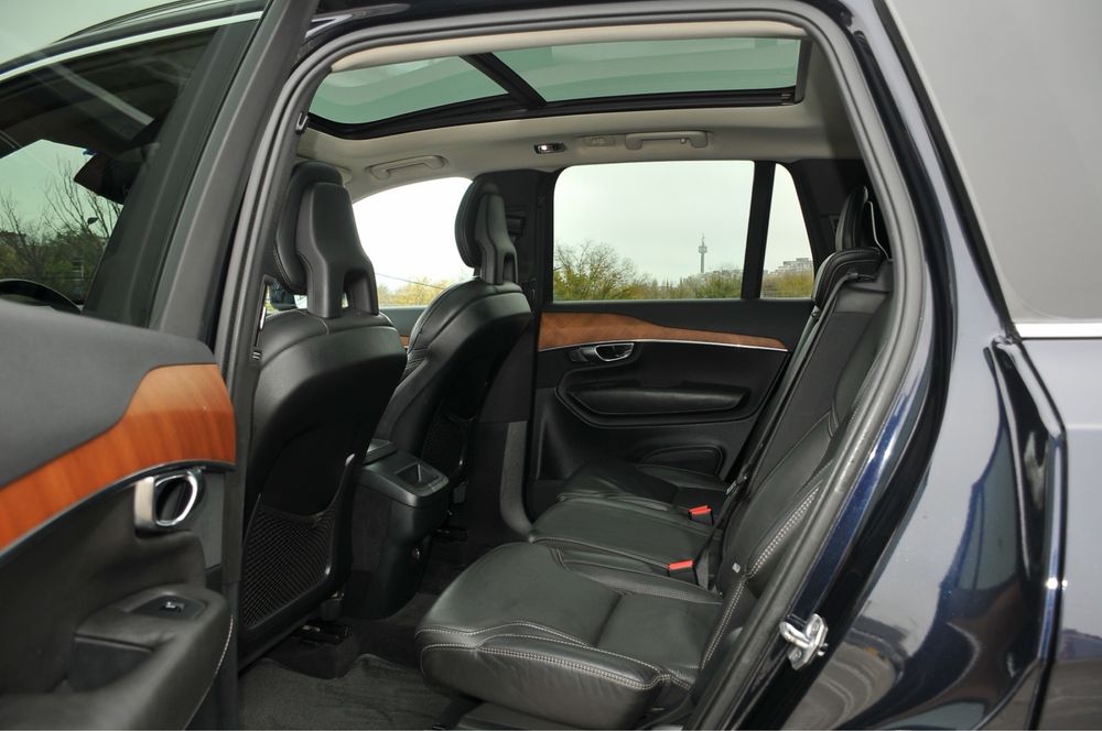 Volvo XC90 Inscription !!AWD !! 235 cp !! 2017 !! Panoramic !! Matrix