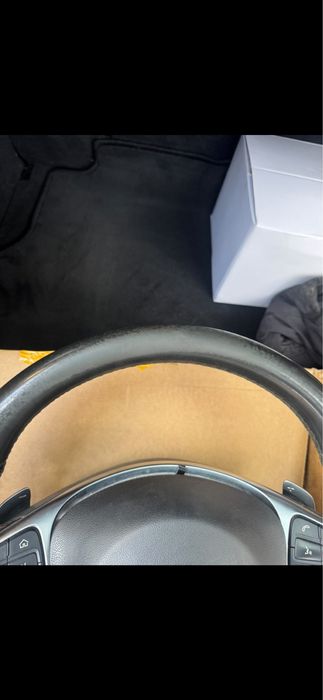 Волан Mercedes GLC w253 продава се с AIRBAG