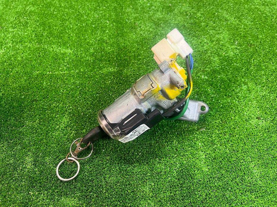 Замок зажигания на тойоту хайландер первого поколения