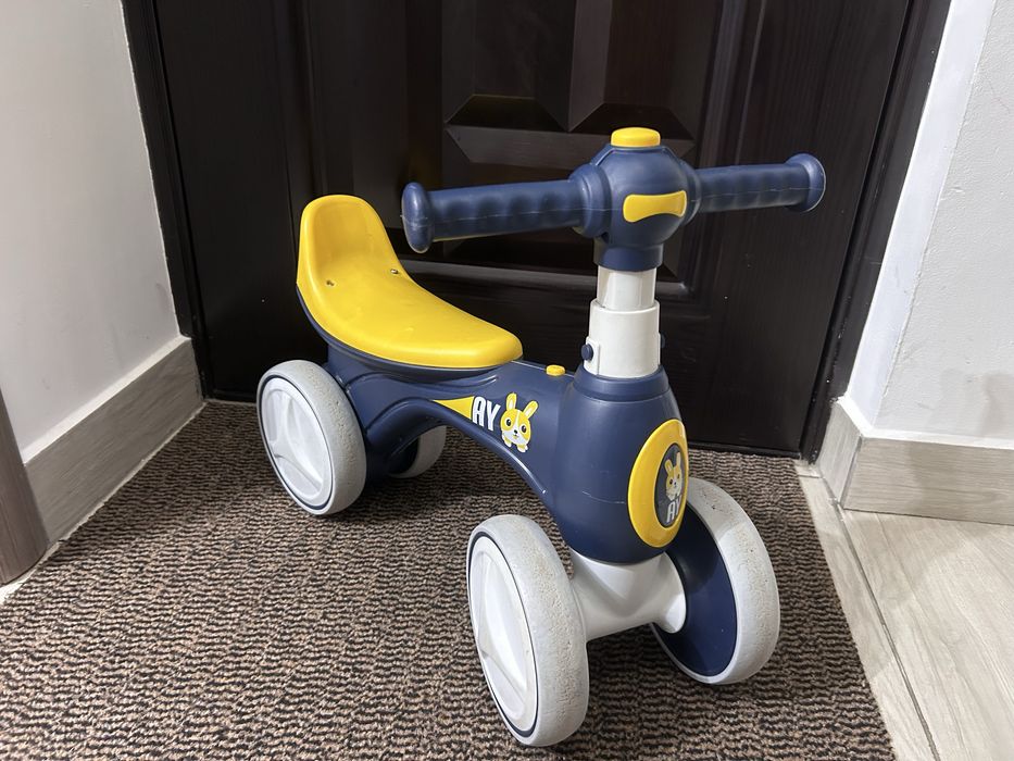 Bicicleta fara pedale pentru copii mici 1-3 ani, cu 4 roti, 211AY bleumarin