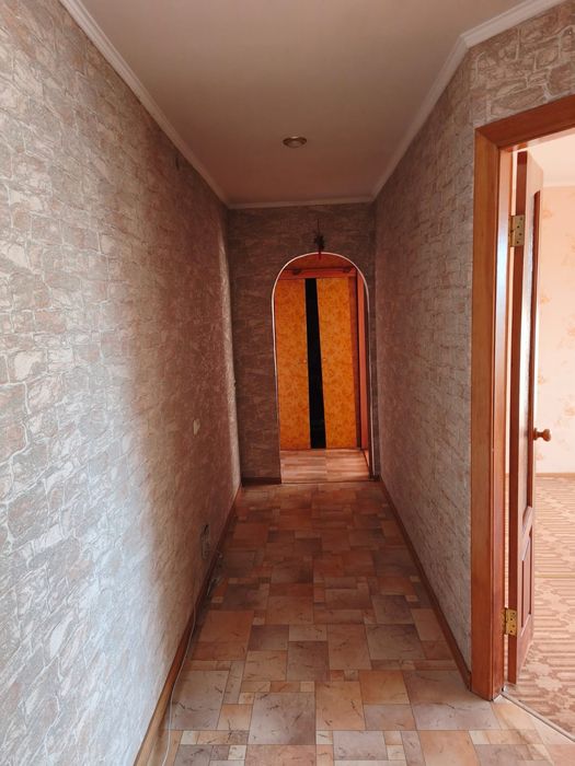 Продам 2 ком квартиру в р-оне СКГУ