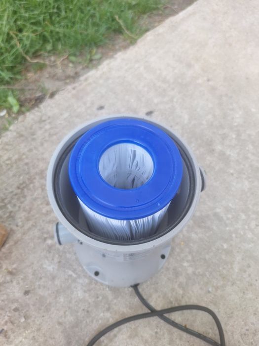 Pompa cu filtru pentru  piscina