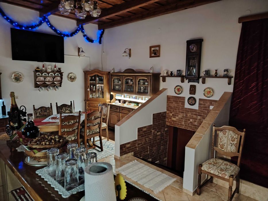 Casa (casa de vacanta) la tara