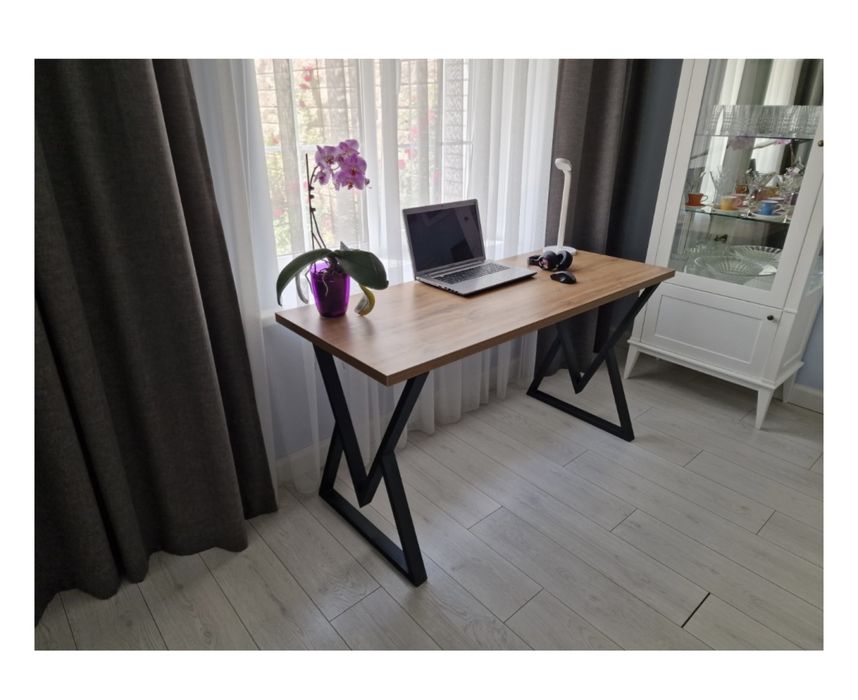 Компьютерные столы в стиле Лофт