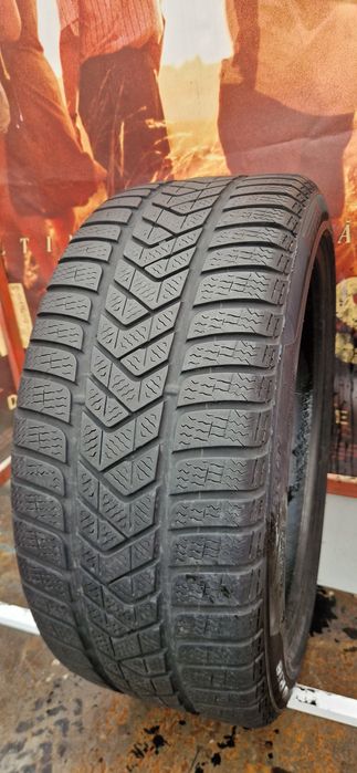 1 Anvelopa Pirelli 245 40 R18 M+S