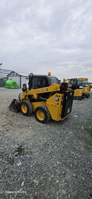 Miniincarcator 4t Caterpillar