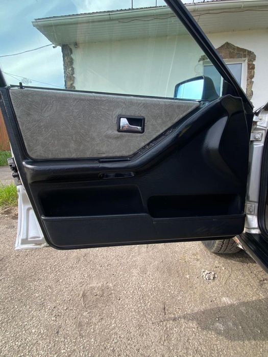 Продам Audi 80b4