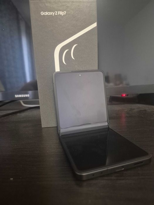 Samsung z filp 7 256gb/12gb