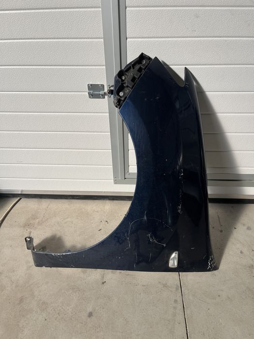 Aripă / Aripi stânga - dreapta Dacia Logan MCV 2015