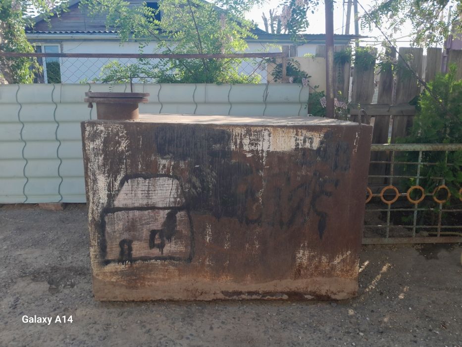 емкость 1500 литров