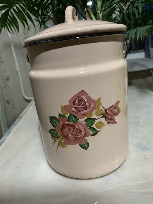 Продам хрустальную пепельницу