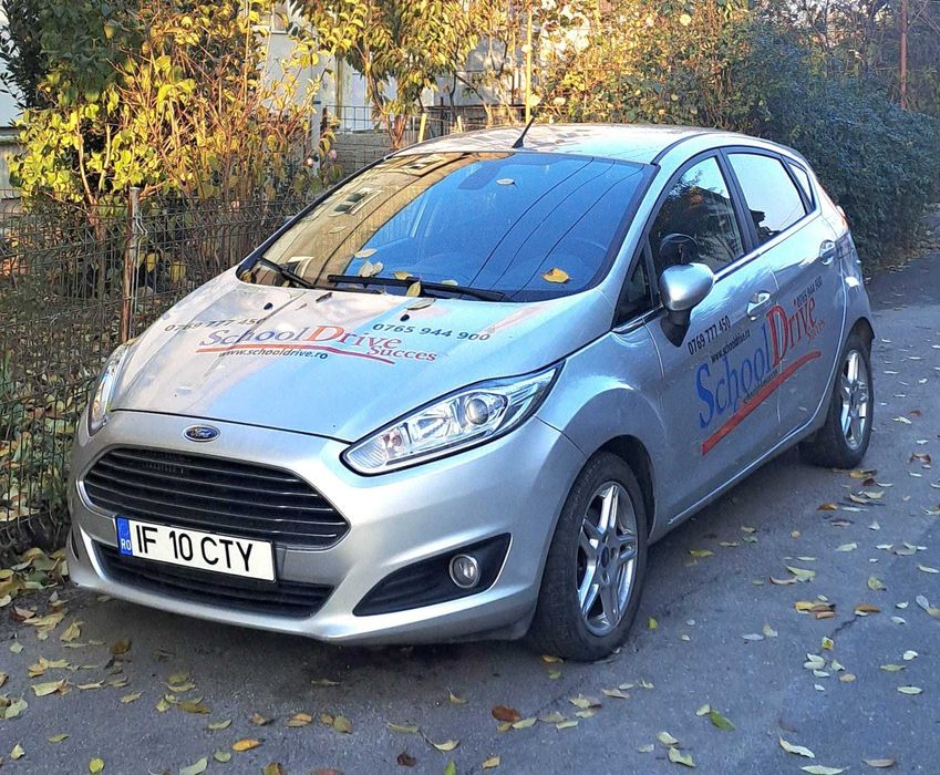 Scoala de soferi . Cutie Automata/Cutie Manuala