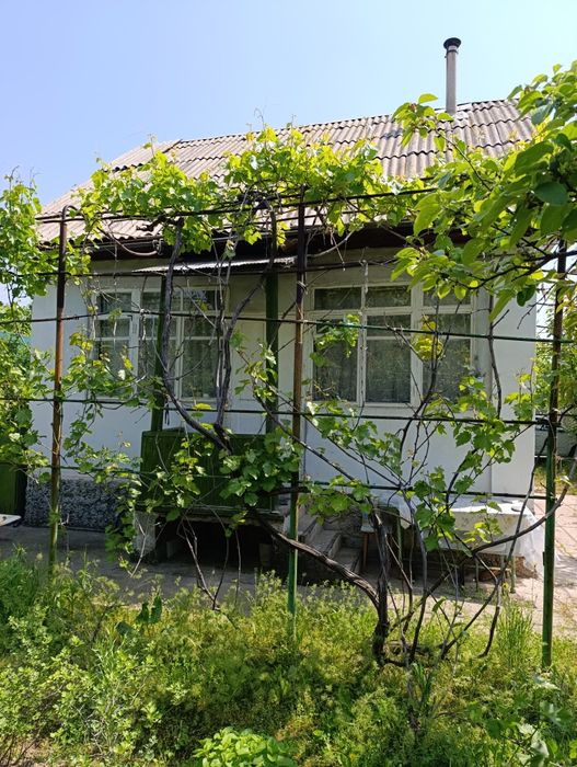 Продаётся своя дача