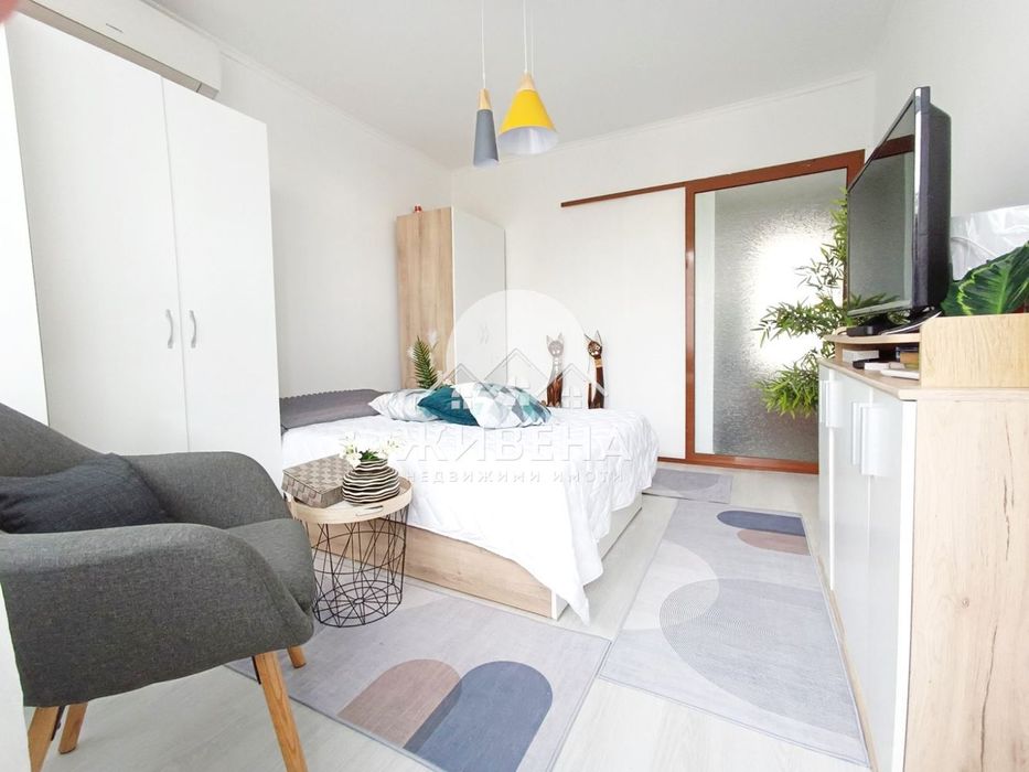 Продава се Тристаен апартамент в Варна, Чайка - 82 кв.м за 3281 €/кв.м - Снимка #9