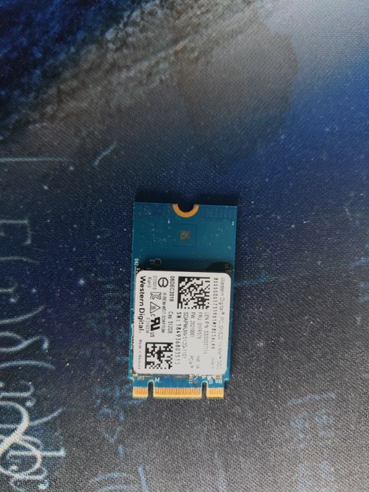 Ssd 512 gb nvme utilizat
