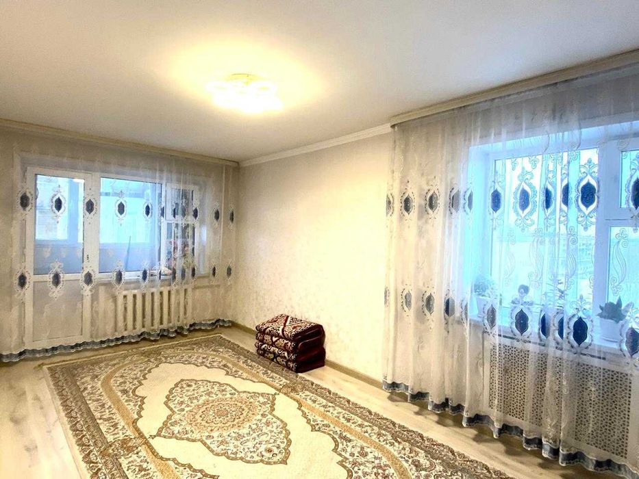 Срочно! Улучшенная 2-комн квартира с ремонтом  15 мкр, остановка рядом