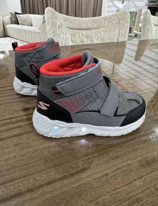 Детски обувки Biomecanics, Vans, Nike Jordan, Sketchers