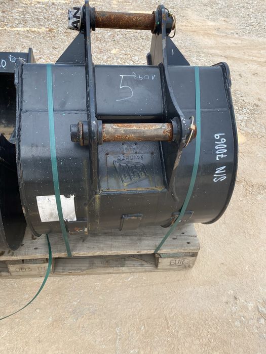 Кофа 60 см за JCB . Нова оригинална.