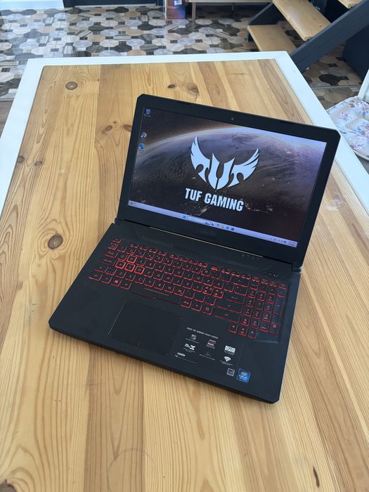 Asus TUF Gaming ( Asus TUG Gaming fFX504)
