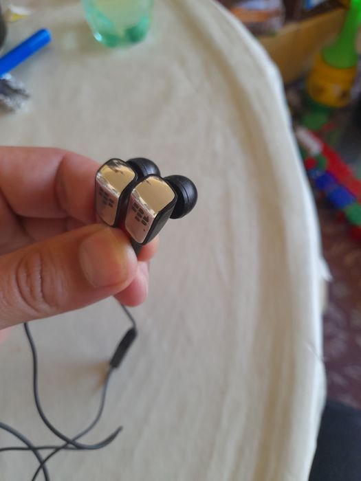 Слушалки  Hands-free Sony чисто нови